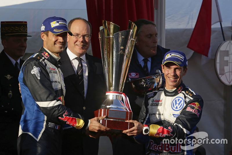 I vincitori Sébastien Ogier, Julien Ingrassia, Volkswagen Motorsport with HSH Prince Albert of Monaco