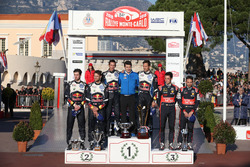 Podio: i vincitori Sébastien Ogier, Julien Ingrassia, Volkswagen Motorsport, secondi Andreas Mikkels