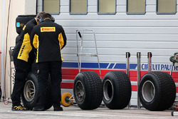 Pirelli technicians