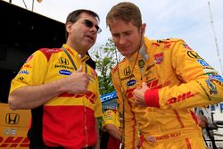 Ryan Hunter-Reay and race engineer Ray Gosselin