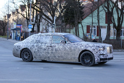 Rolls-Royce Phantom spyfoto