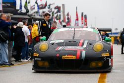 #73 Park Place Motorsports Porsche GT3 R: Patrick Lindsey, Matt McMurry, Jörg Bergmeister, Norbert Siedler