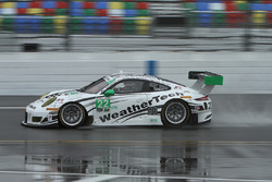 阿历克斯·乔布车队22号保时捷991 GT3 R:库珀·麦克尼尔、列恩·基恩、贡纳尔·吉纳特、肖恩·范吉斯伯根