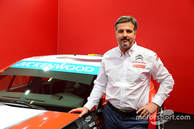 Yvan Muller con el Citroën C-Elysee WTCC, Citroën World Touring Car team 2016