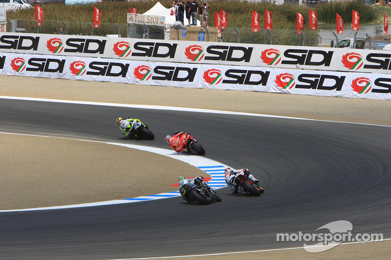 Valentino Rossi voor Casey Stoner