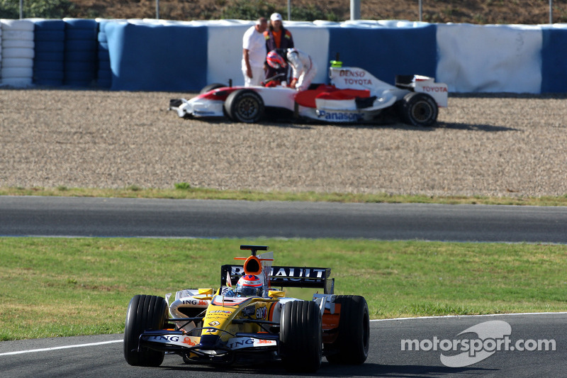 Ромен Грожан, Renault F1 Team и Камуи Кобаяси, Toyota