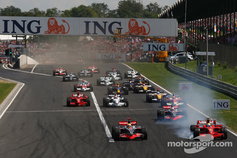 Start, Lewis Hamilton, McLaren Mercedes, MP4-23 and Felipe Massa, Scuderia Ferrari, F2008