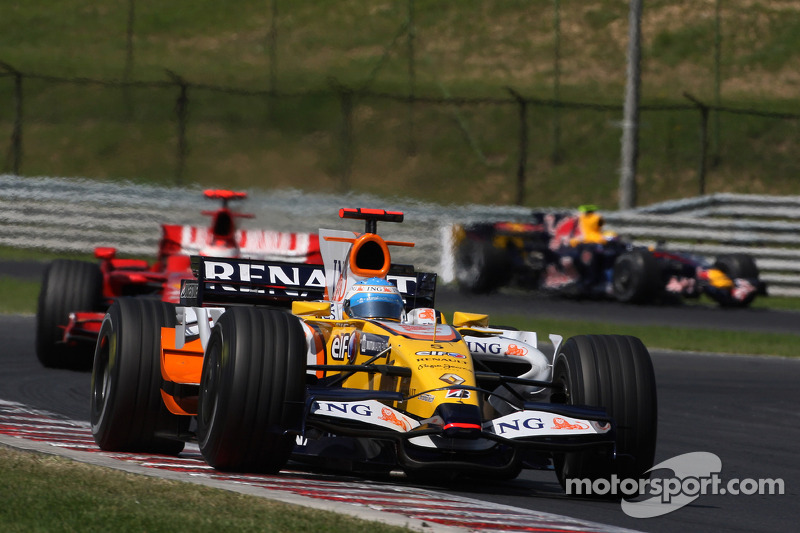 Fernando Alonso, Renault F1 Team, R28
