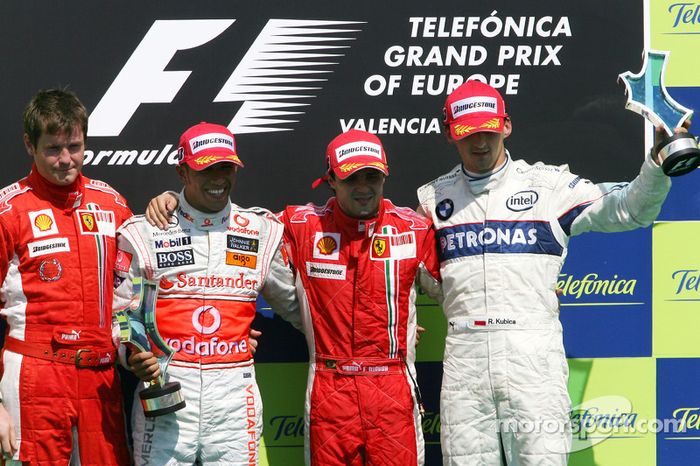 15- GP de Europa 2008 (24 años, 10 meses y 20 días): 3º Robert Kubica, 2º Lewis Hamilton, 1º Felipe Massa