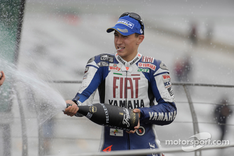 Podium: Jorge Lorenzo celebrates with champagne