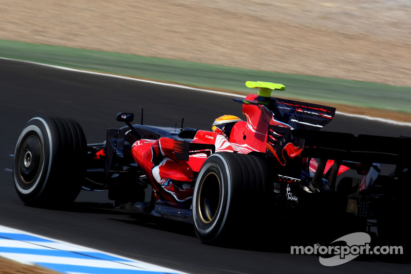 Sebastien Buemi, Test Pilotu, Scuderia Toro Rosso, STR03