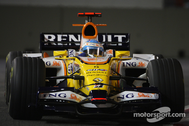 Fernando Alonso, Renault F1 Team, R28