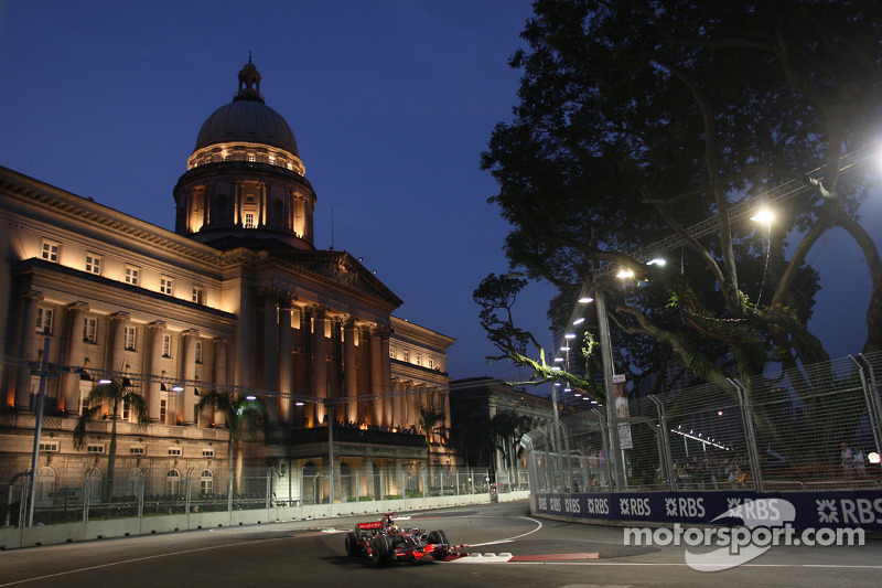 Lewis Hamilton, McLaren Mercedes, MP4-23