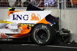 Nelson A. Piquet, Renault F1 Team, crashes