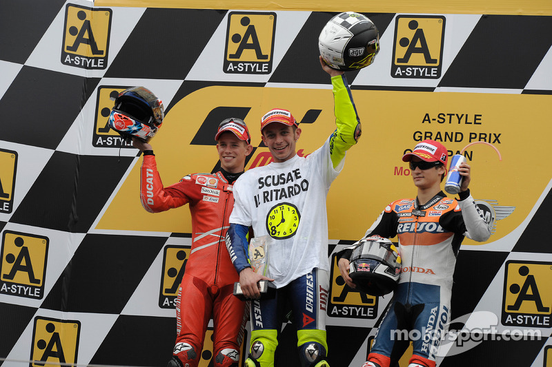 Podio: ganador de la carrera y campeón del mundo 2008 Valentino Rossi, Casey Stoner el segundo luga