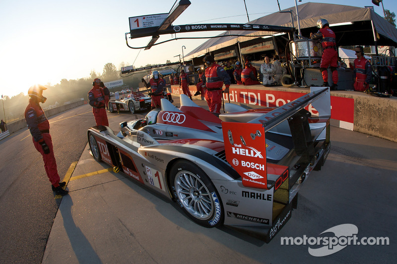 1 Audi Sport North America Audi R10 Tdi Emanuele Pirro