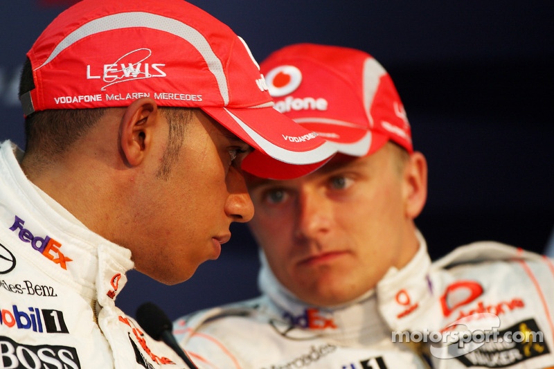 Conferencia de prensa de la FIA: Ganador de la pole Lewis Hamilton y tercer puesto Heikki Kovalainen