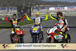 Campioni del mondo MotoGP 2008: 125cc Mike Di Meglio, MotoGP Valentino Rossi, 250cc Marco Simoncelli