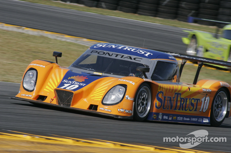 #10 SunTrust Racing Pontiac Dallara: Max Angelelli, Brian Frisselle
