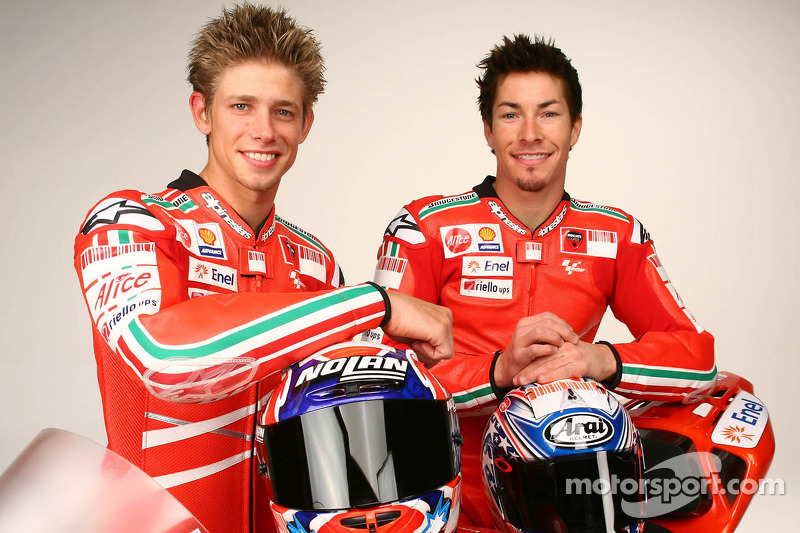 Casey Stoner and Nicky Hayden with the new Ducati Desmosedici GP9