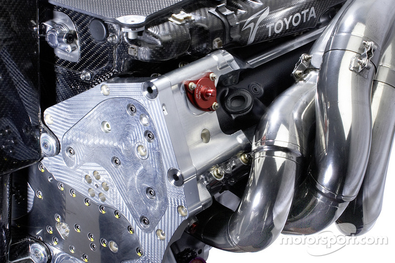 Detail of the new RVX-09 engine