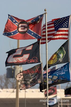 Flags in the Daytona infield