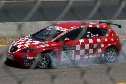Marin Colak, Colak Racing Team Ingra, Seat Leon 2.0 TFSI with a broken tire