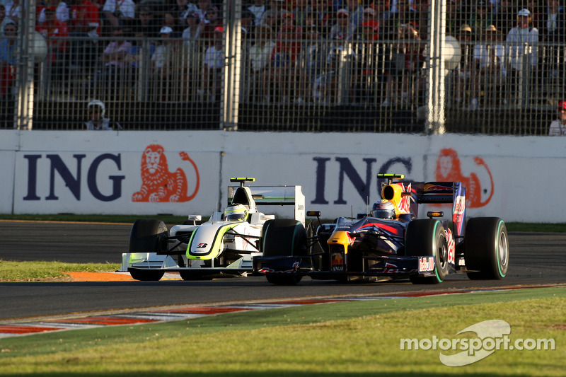Rubens Barrichello, Brawn GP, Sebastian Vettel, Red Bull Racing, RB5
