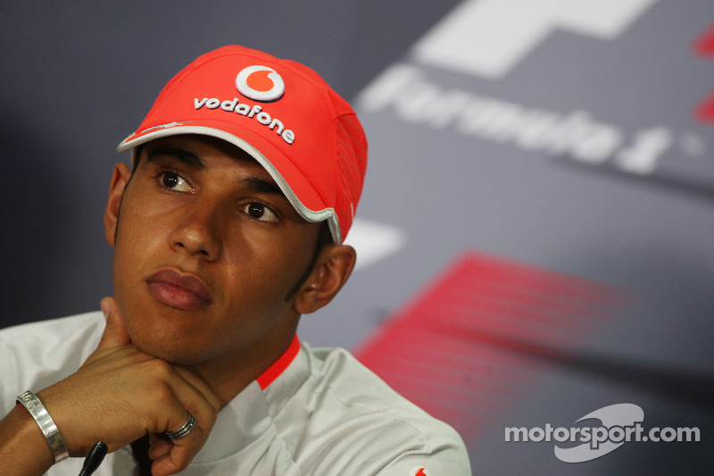 Conferencia de prensa de la FIA: Lewis Hamilton, McLaren Mercedes