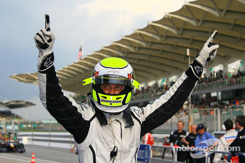 Pole: Kazanan Jenson Button, Brawn GP, kutlama yapıyor
