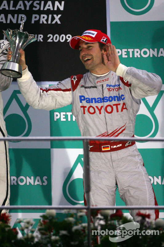 Podio: tercer lugar Timo Glock, Toyota F1 Team