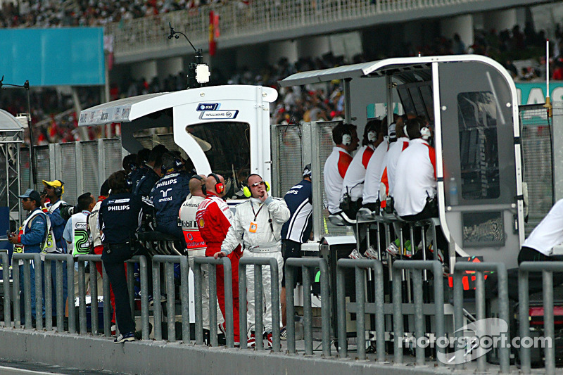 Pitwall
