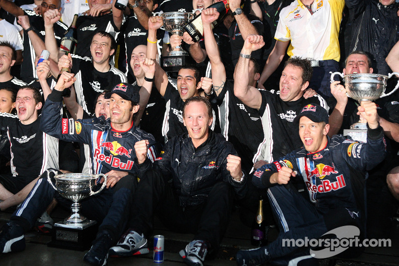 Race winner Sebastian Vettel, Red Bull Racing celebrates with Mark Webber, Red Bull Racing and Red B