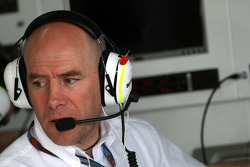 Jock Clear, BrawnGP, Senior Race Engineer to Rubens Barrichello