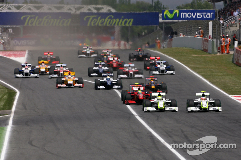 Start: Rubens Barrichello, Brawn GP ve Jenson Button, Brawn GP