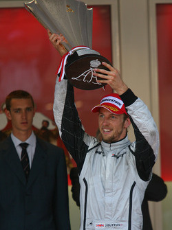 Дженсон Баттон, Brawn GP