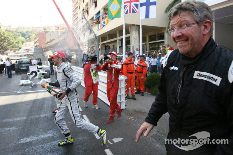 Jenson Button, Brawn GP y Ross Brawn Team Principal, Brawn GP