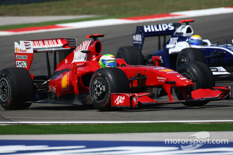 Феліпе Масса (Ferrari) та Ніко Росберг (Williams Toyota)