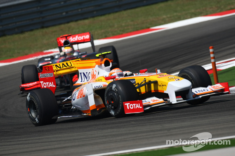 Nelson A. Piquet, Renault F1 Team ve Lewis Hamilton, McLaren Mercedes