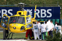 Felipe Massa is taken to hospital kaza sonrası