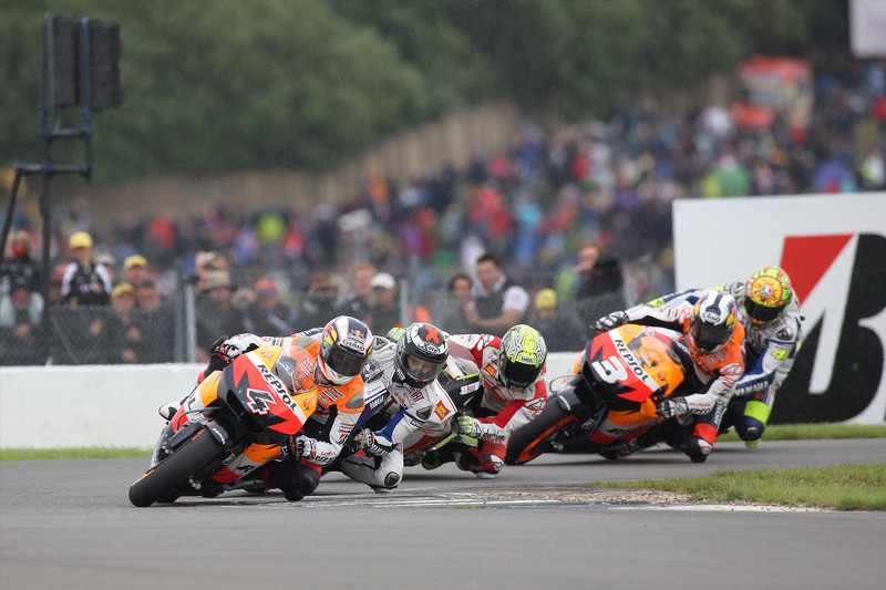 Andrea Dovizioso, Repsol Honda Team leads the field