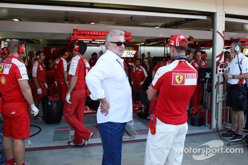 Michael Schumacher, Test Pilotu, Scuderia Ferrari ve Willi Weber, Pilot Menajeri