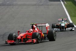 Kimi Raikkonen, Scuderia Ferrari et Giancarlo Fisichella, Force India F1 Team
