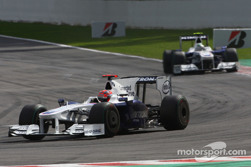 Неплохую гонку провела BMW Sauber – подиум взять не удалось, но четвертое и пятое места Кубицы и Хайдфельда тоже можно считать удовлетворительным результатом