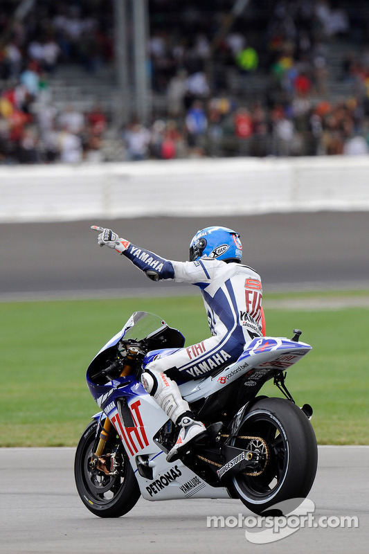 Ganador de la carrera Jorge Lorenzo, Fiat Yamaha Team, celebra
