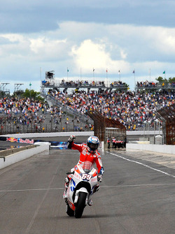 Third place Nicky Hayden, Ducati Marlboro Team