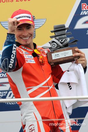 Podio: tercer lugar Nicky Hayden, Ducati Marlboro Team