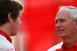 Rob Smedly, Scuderia Ferrari, Track Engineer of Felipe Massa, Rory Byrne, Scuderia Ferrari, Design and Development Consultant