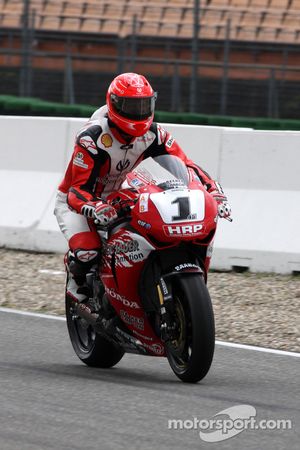 Michael Schumacher testet ein Superbike