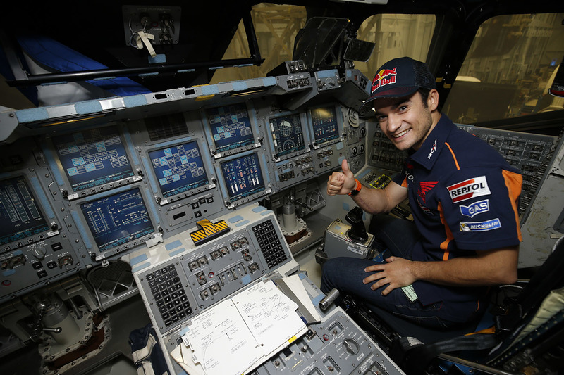 Dani Pedrosa, Repsol Honda Team durante una visita al NASA Johnson Space Center